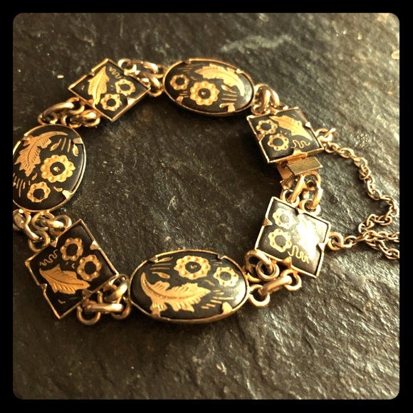 Vintage Jewelry - ⚜️Vintage Damascene Leaf Bracelet⚜️